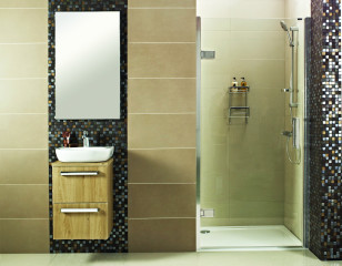 Decem Hinged Door Alcove