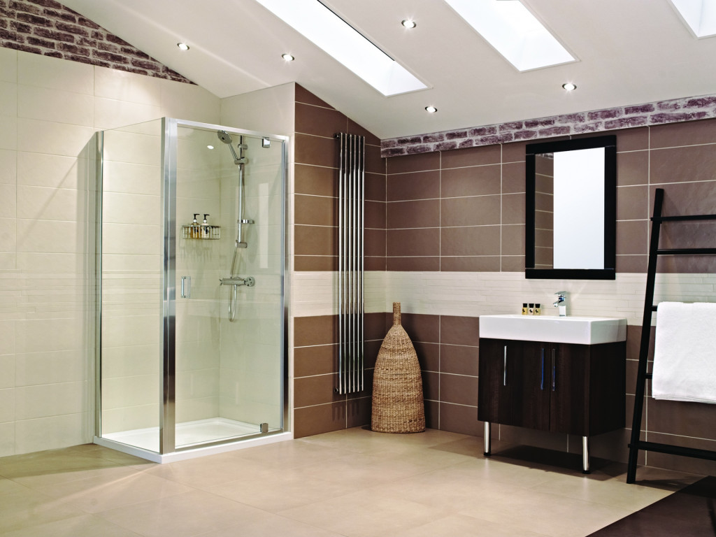 Lumin8 Pivot Door Corner