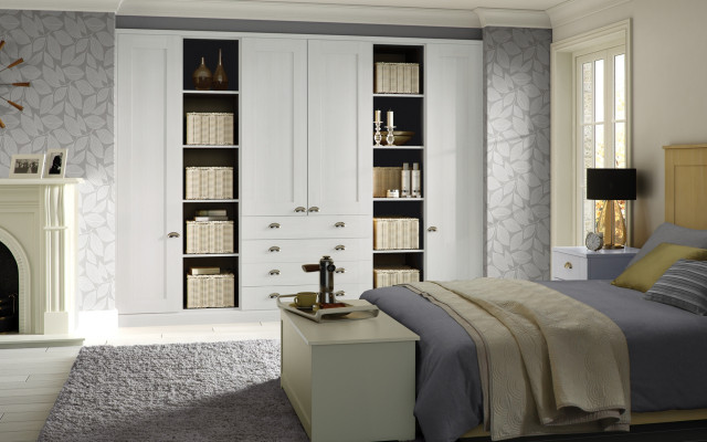 Pendle white fitted bedroom wardrobes